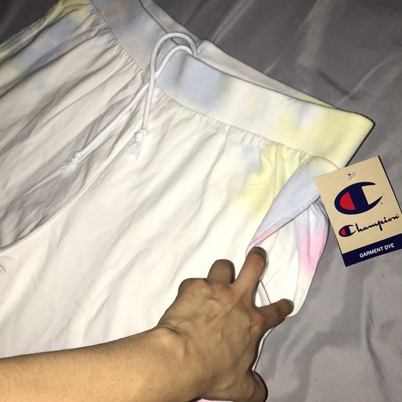 Champion Men’s Tie Dye Shorts🆕 - Picture 2 of 16